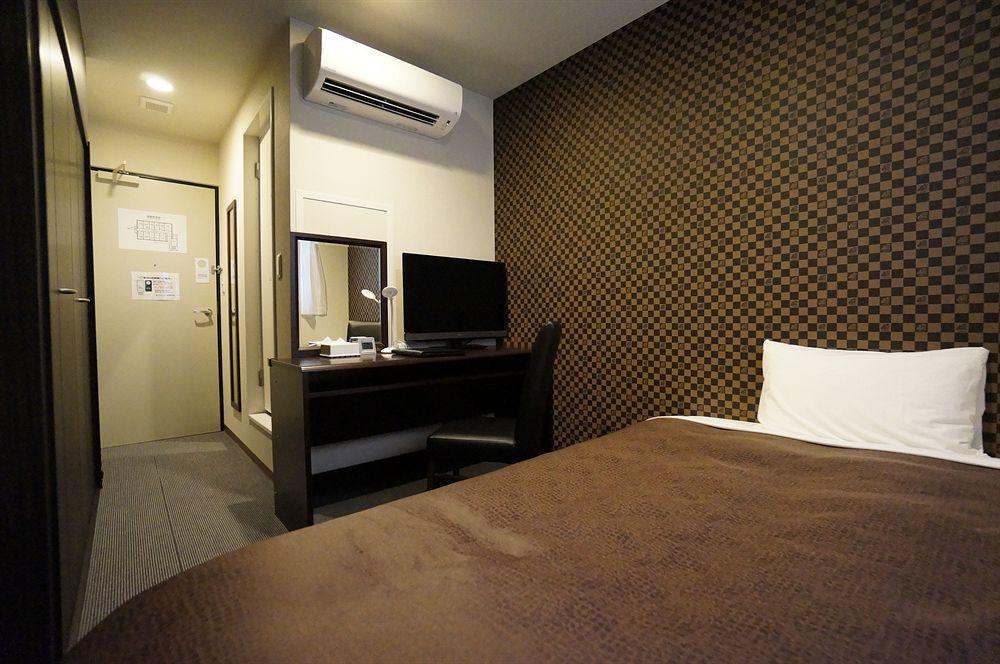 Hotel Livemax Himeji Ekimae Extérieur photo